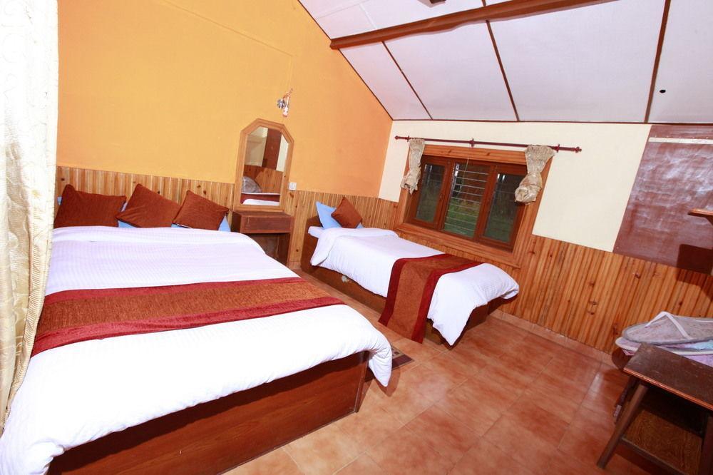 Chitwan Safari Camp & Lodge Sauraha Bagian luar foto